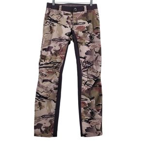Under Armour Pants Womens 6 Fitted Camo Performance Green Tan (30x31)